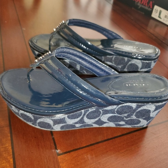 Coach Shoes - Picture 2 of 3